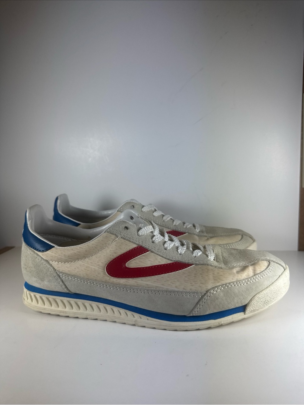 Tretorn Rawlins 2.0 Women’s Size 7.5 Sneakers in Cream, Red & Blue